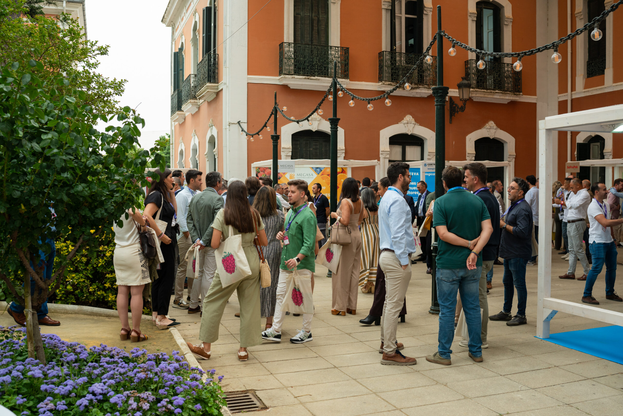 FRUTOS_ROJOS_STANDS-090