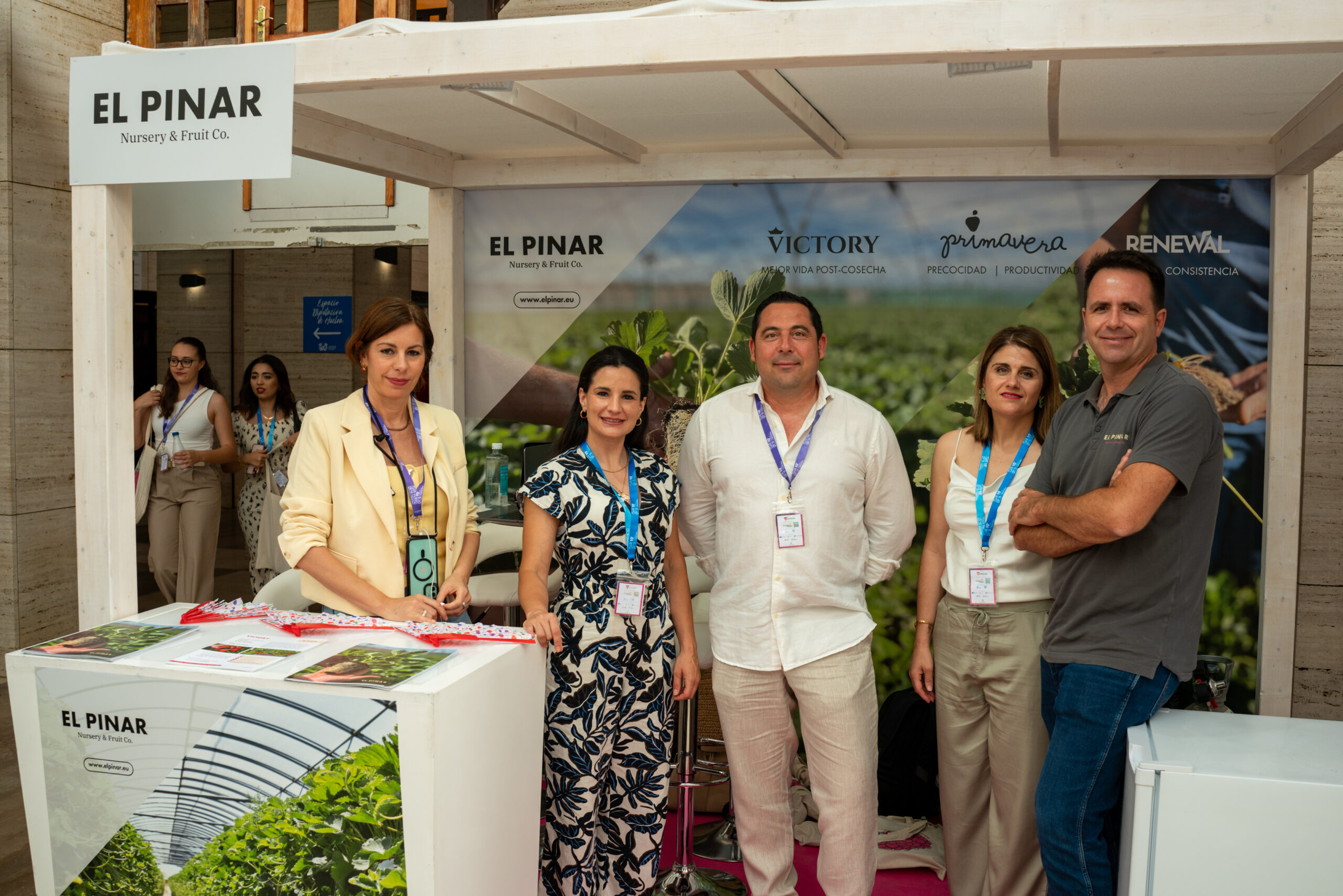 FRUTOS_ROJOS_STANDS-402