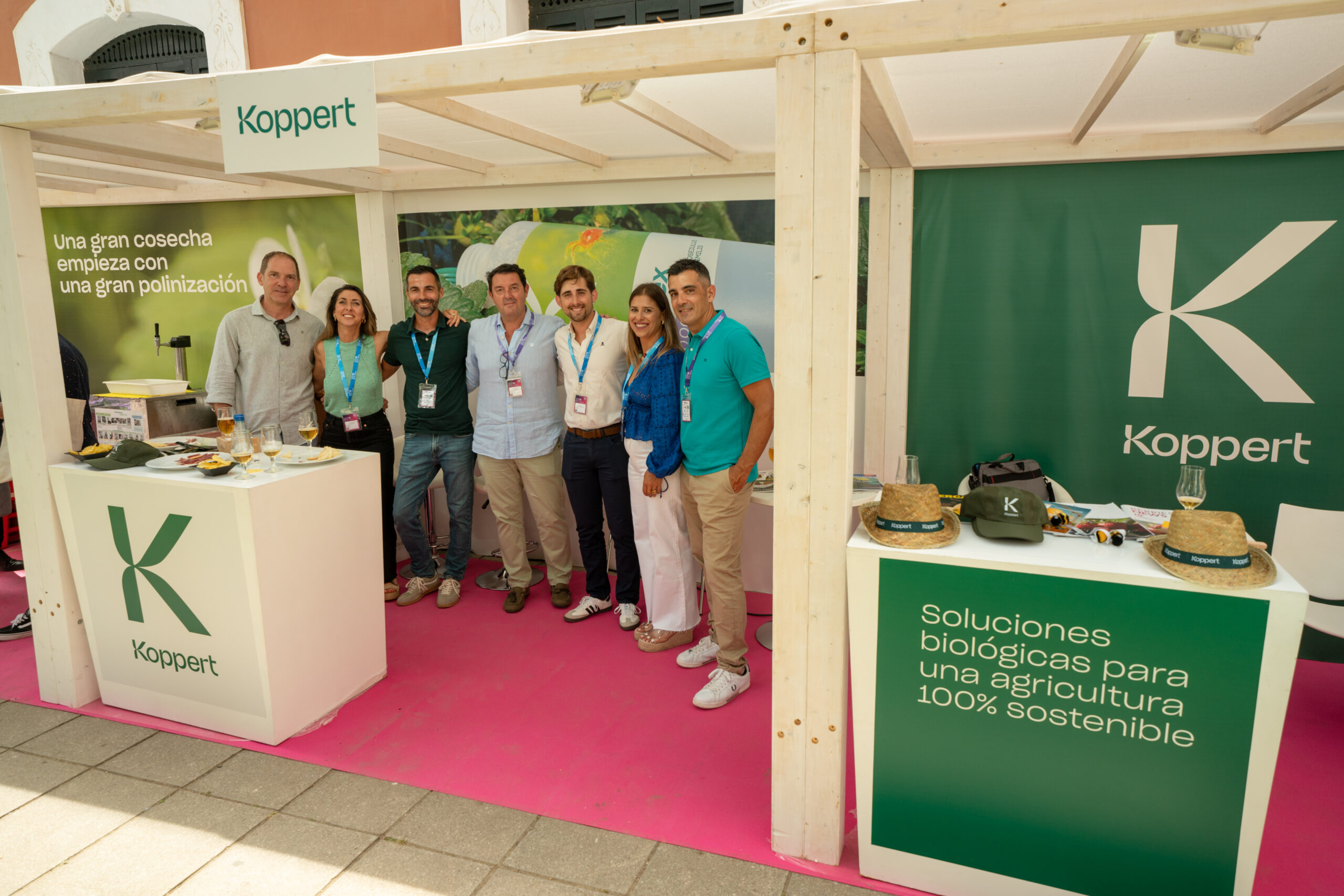 FRUTOS_ROJOS_STANDS-422