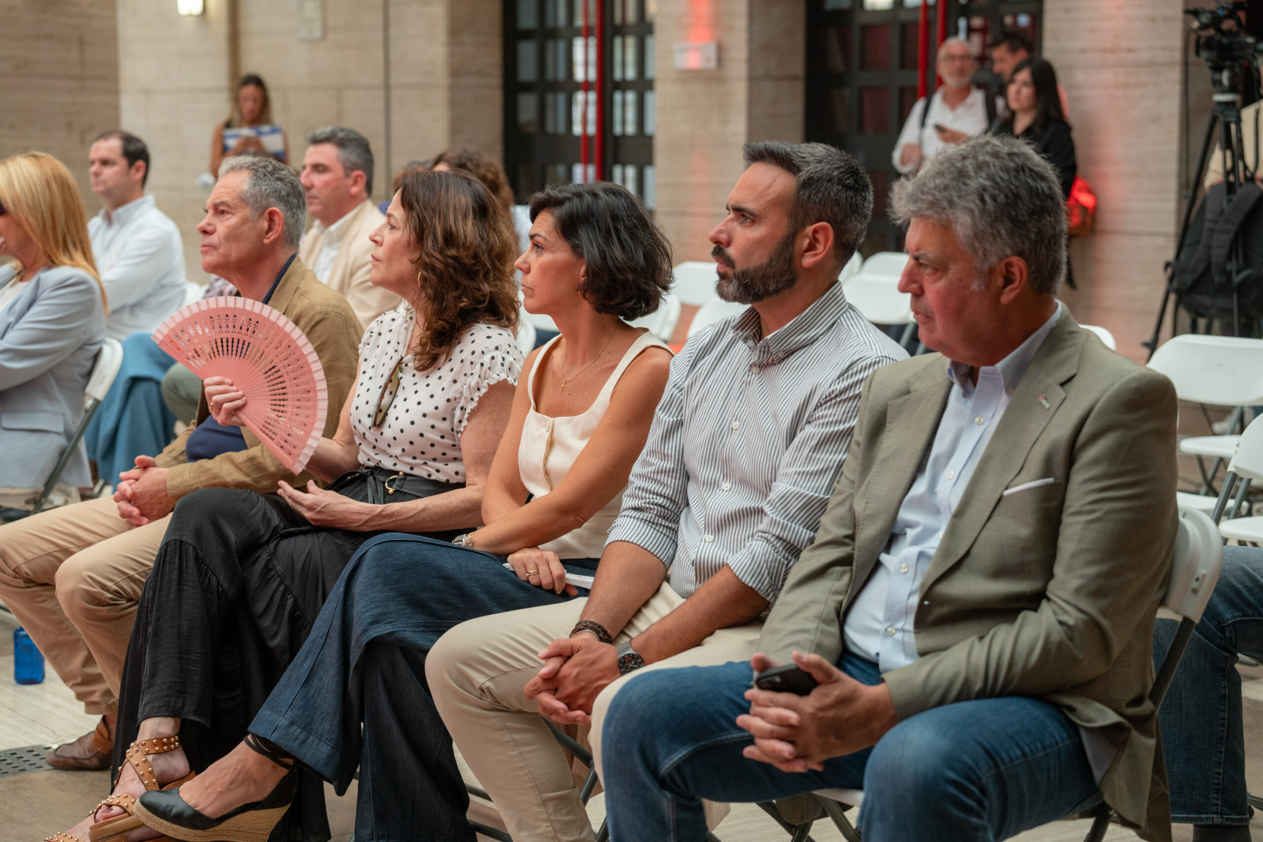 PRES.CONGRES.FRUTOS_ROJOS-12